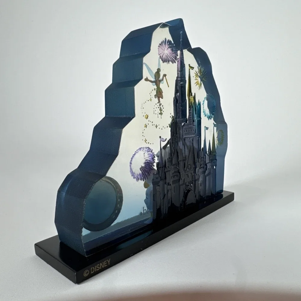 Vintage Walt Disney World Acrylic 3D Shelf Display Disney‎ Characters w/ Clock